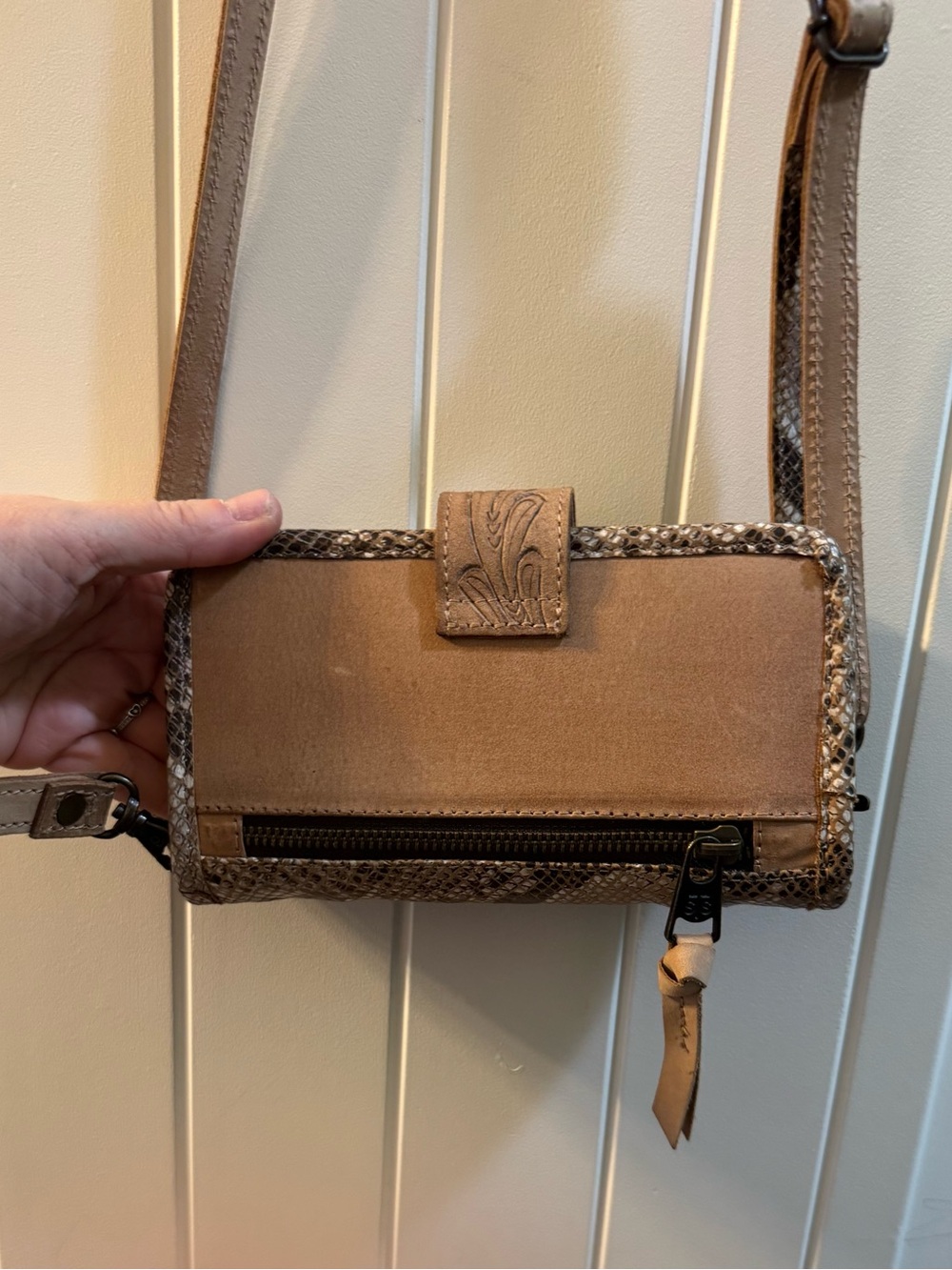 STS Ranchwear Steele python crossbody wristlet🐎 - Picture 3 of 6